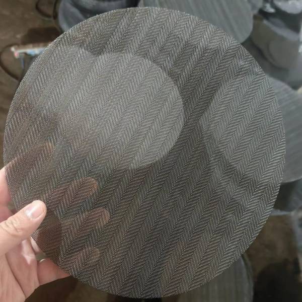 Materials for Extruder Screens